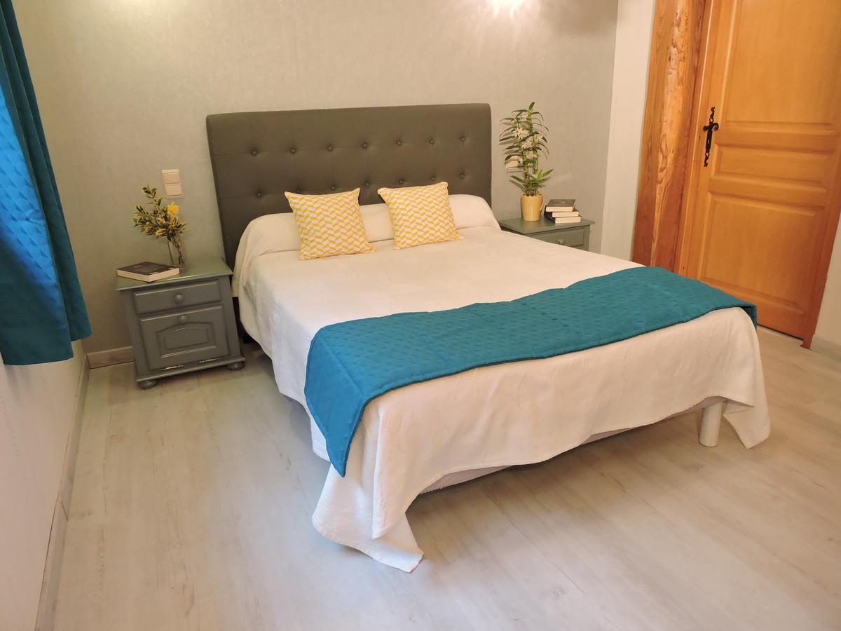 Bed and Breakfast Le Moulin Du Barthas Montredon-Labessonnie Экстерьер фото